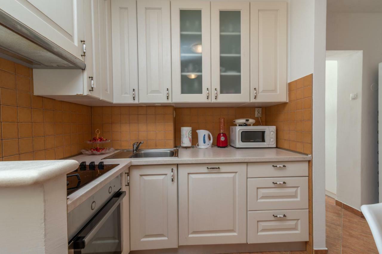 Apartment Dinka Trogir Exterior photo